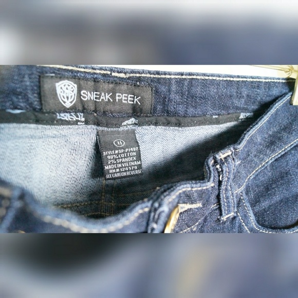 Sneak Peak Wide Leg Jeans - Picture 4 of 4